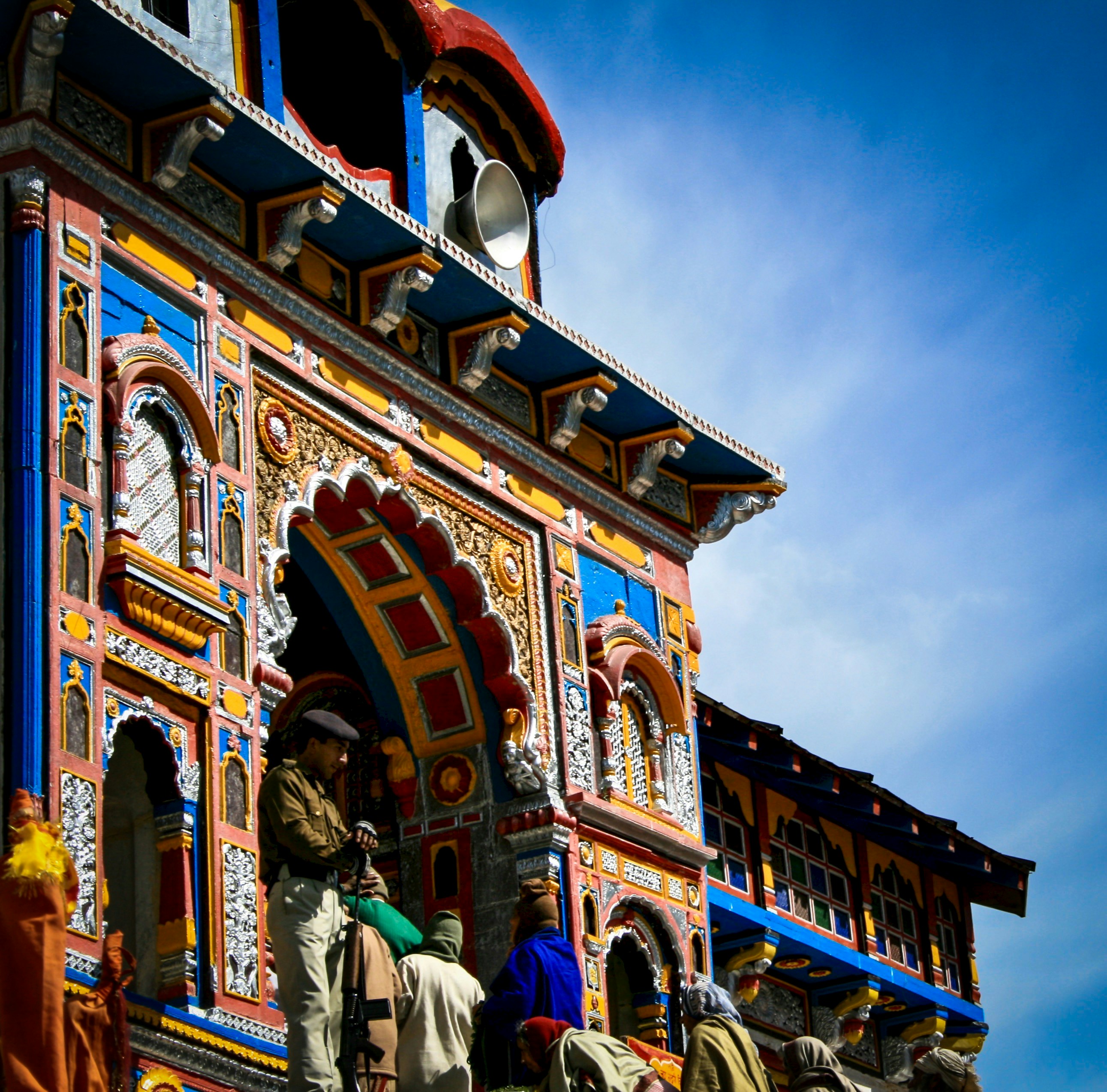 Badrinath Temple Yatra Guide temple